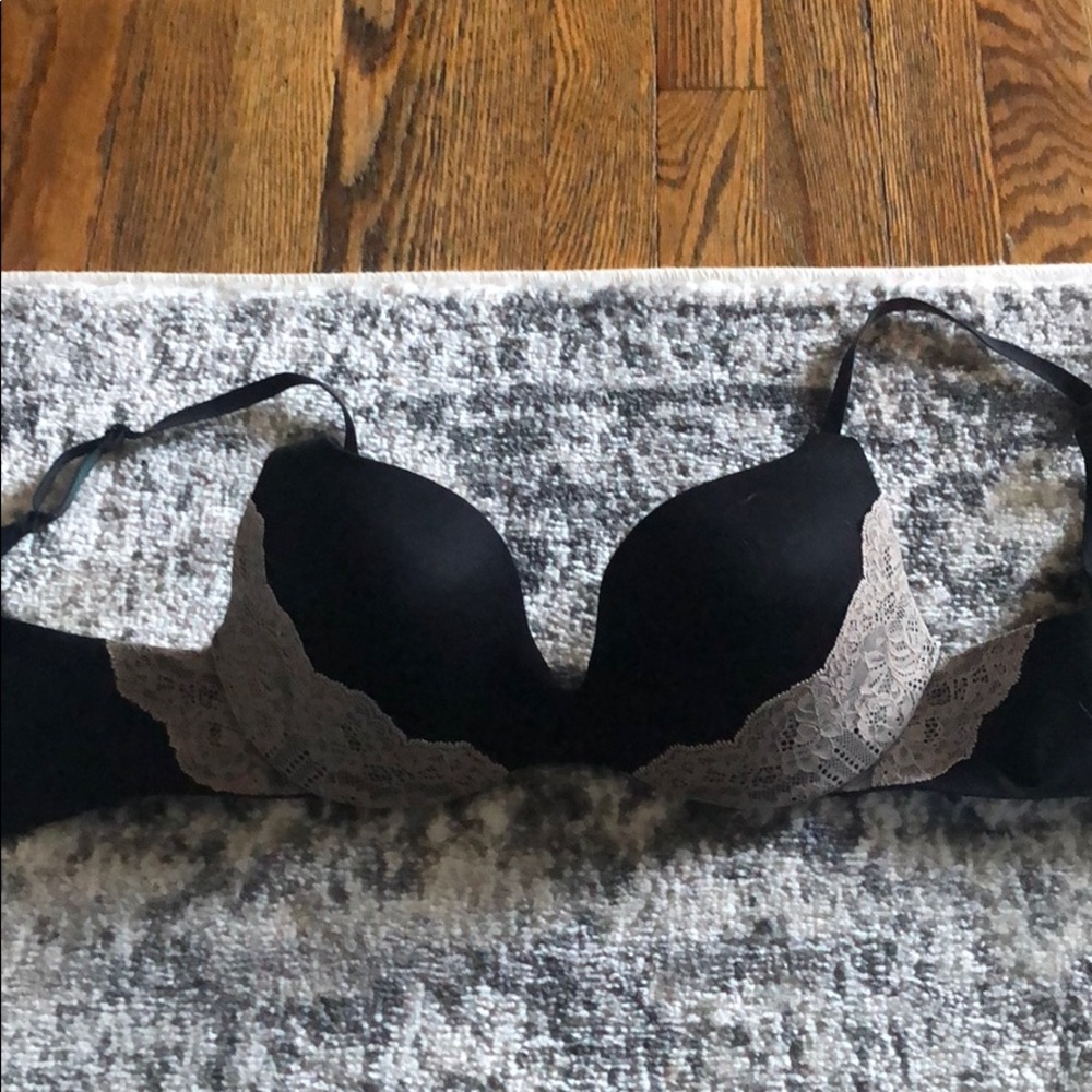 Victoria secrets bra